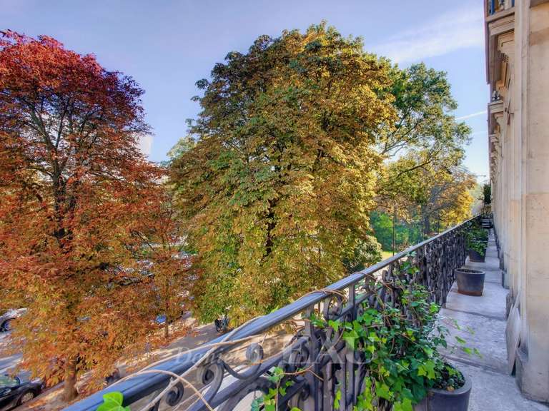 Appartement Paris 17e - 4 chambres - 183m²