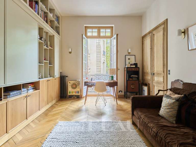Appartement Paris 17e - 3 chambres - 140m²