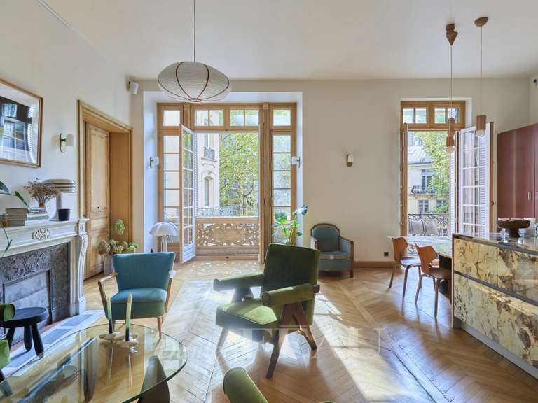 Appartement Paris 17e - 3 chambres - 140m²