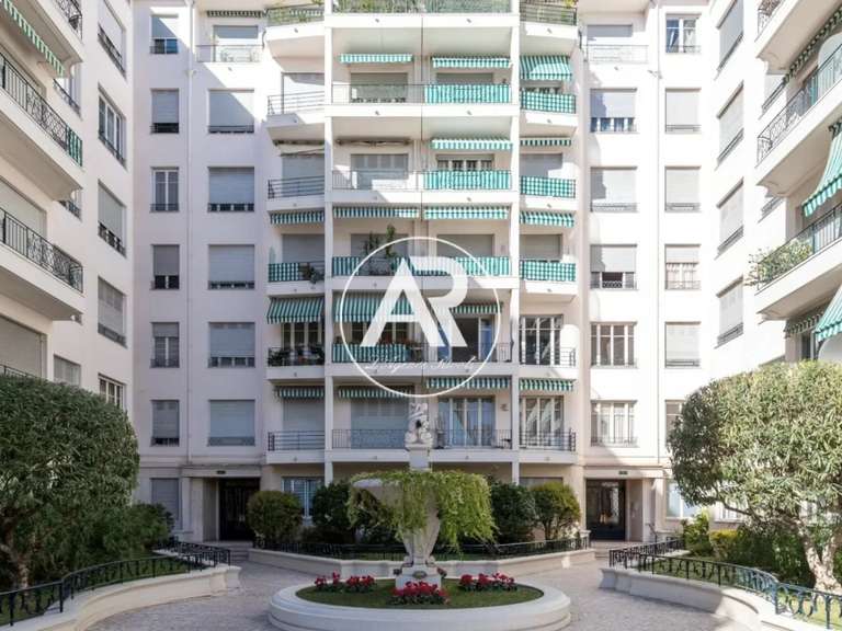 Appartement Nice - 2 chambres - 87m²