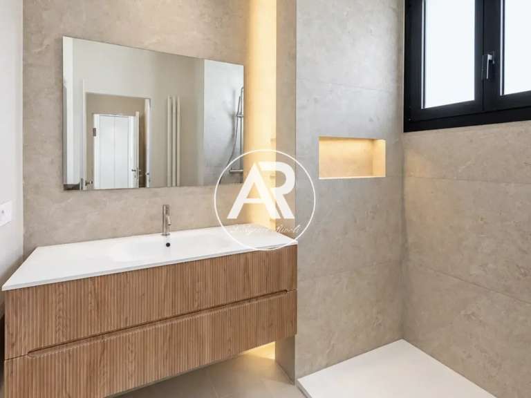 Appartement Nice - 2 chambres - 87m²