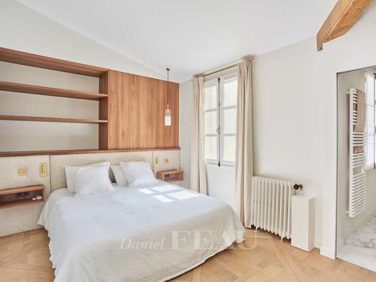 Appartement Paris 4e - 2 chambres - 118m²