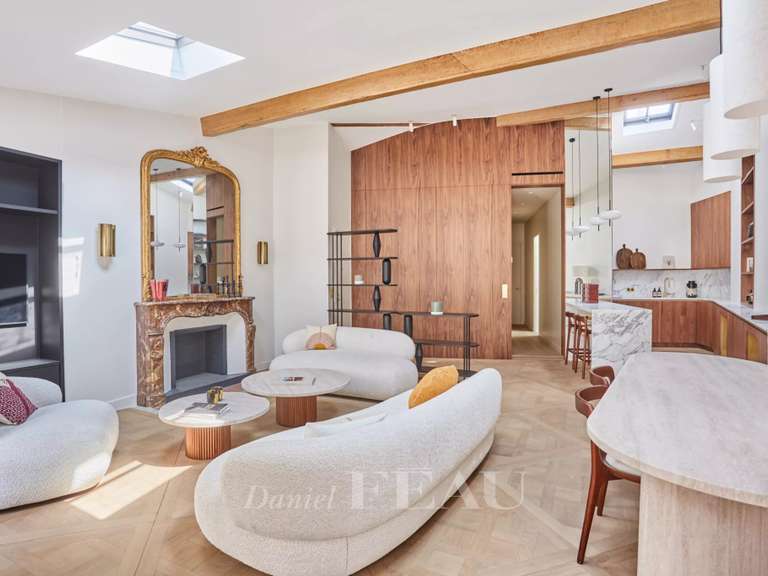 Appartement Paris 4e - 2 chambres - 118m²