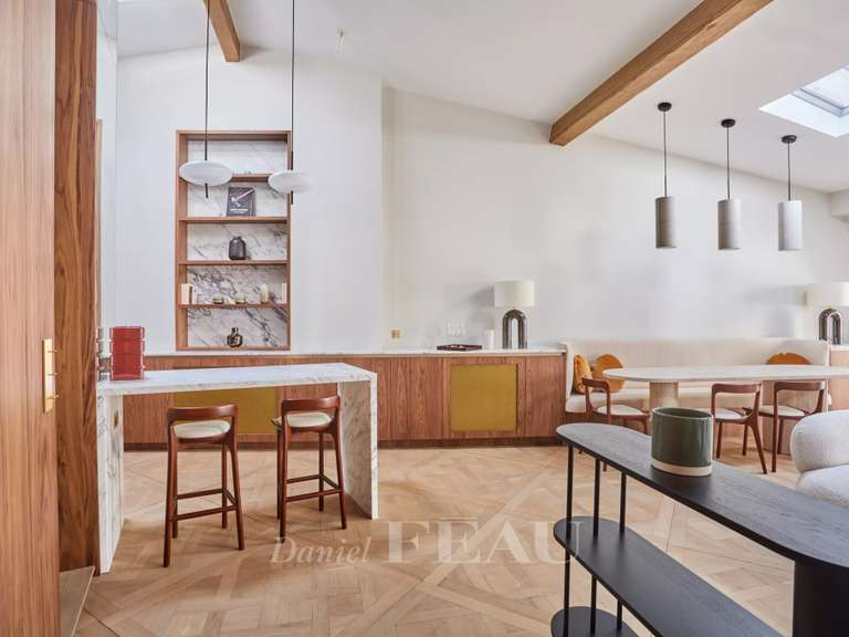 Appartement Paris 4e - 2 chambres - 118m²