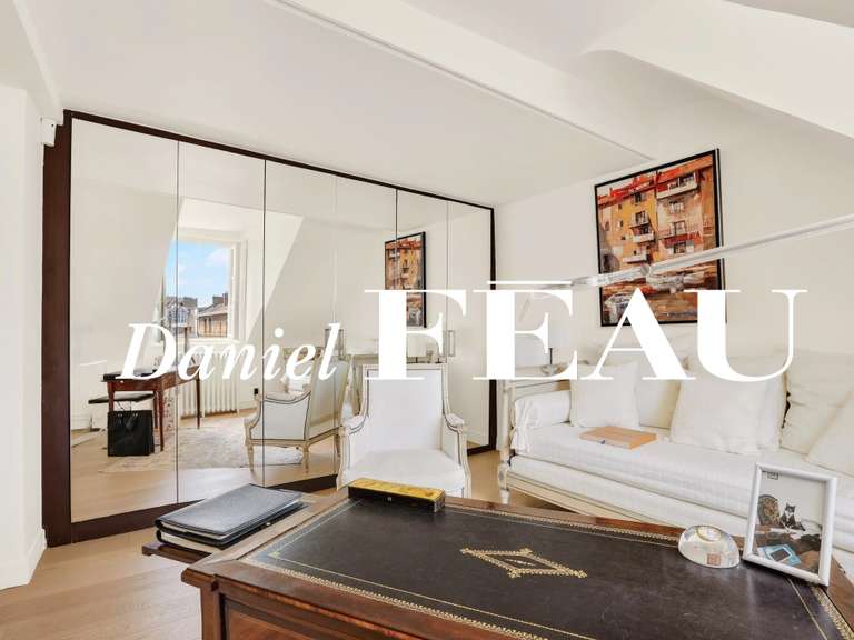 Appartement Paris 4e - 2 chambres - 70m²