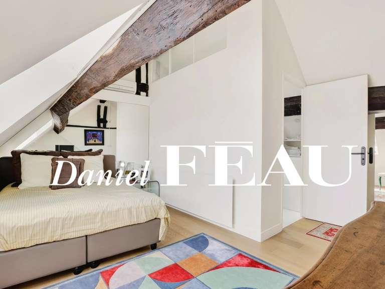 Appartement Paris 4e - 2 chambres - 70m²