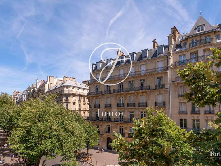 Appartement Paris 16e - 4 chambres - 141m²