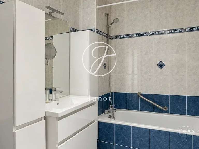 Appartement Mouvaux - 4 chambres - 115m²
