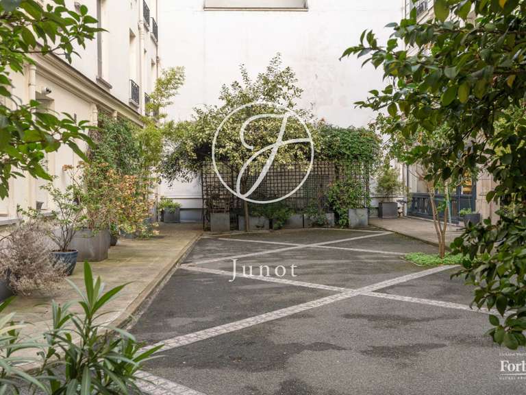 Appartement Paris 6e - 2 chambres - 68m²