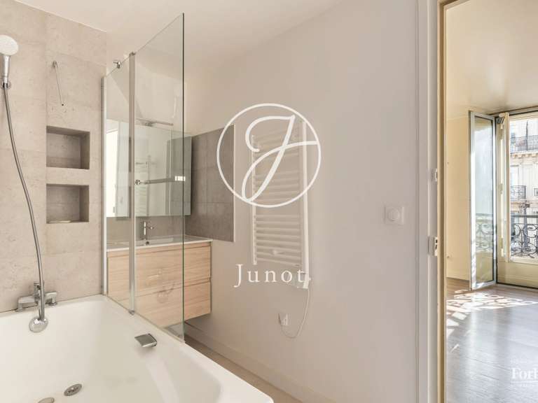 Appartement Paris 6e - 2 chambres - 68m²
