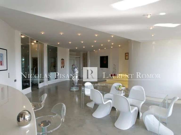 Appartement Roquebrune-Cap-Martin - 330m²