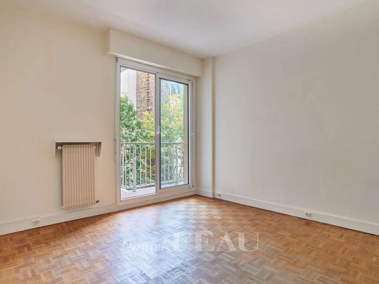 Appartement Paris 16e - 5 chambres - 170m²