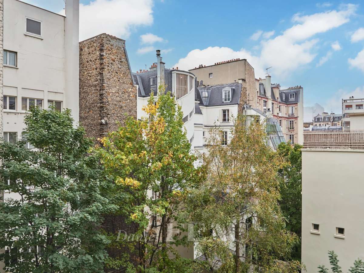 Apartment Paris 16e