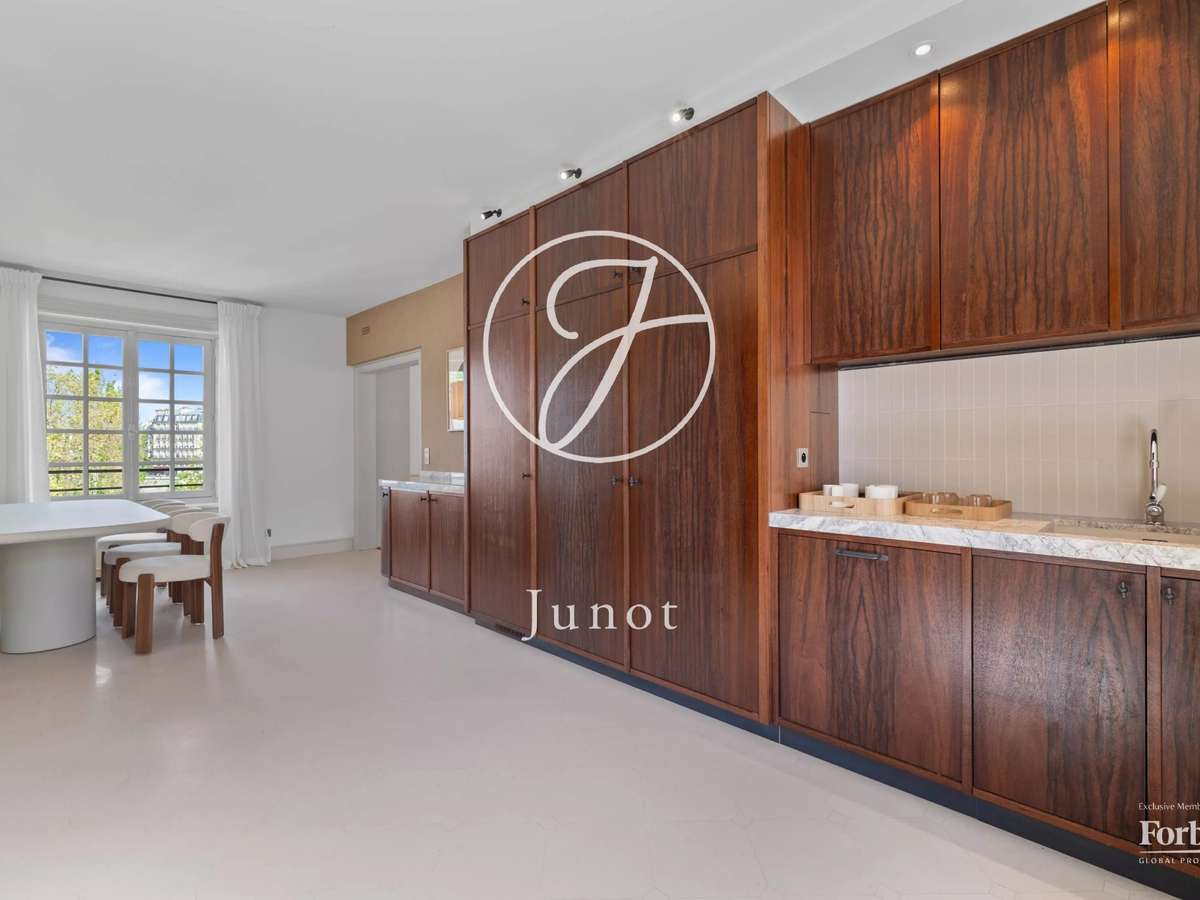 Apartment Paris 5e