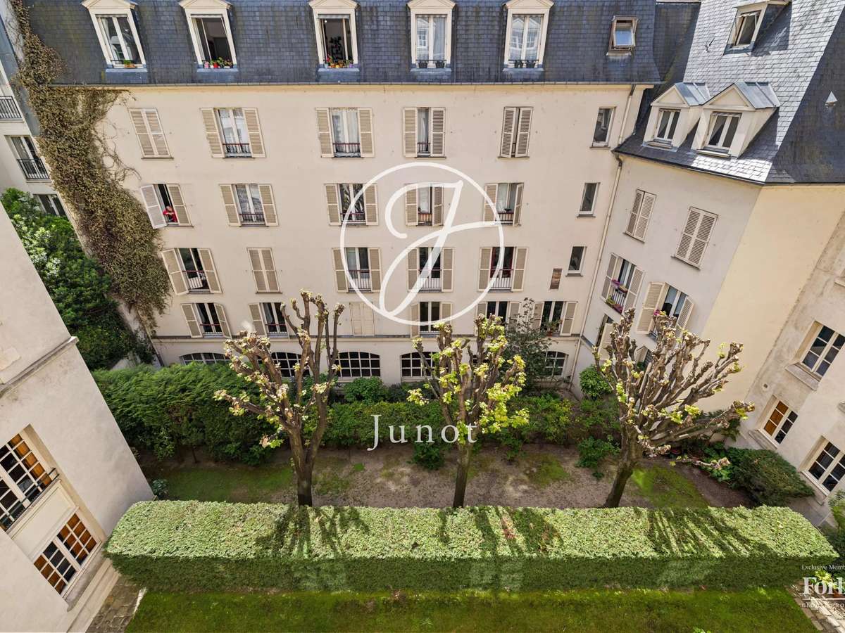 Apartment Paris 5e
