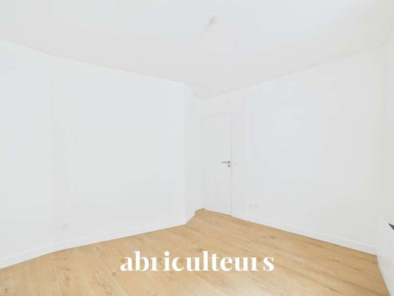 Appartement Paris 18e - 1 chambre - 25m²