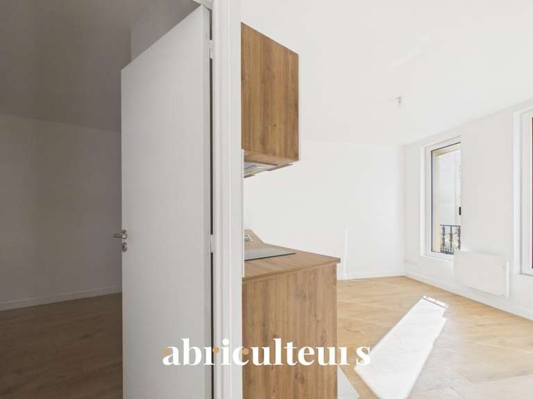 Appartement Paris 18e - 1 chambre - 25m²