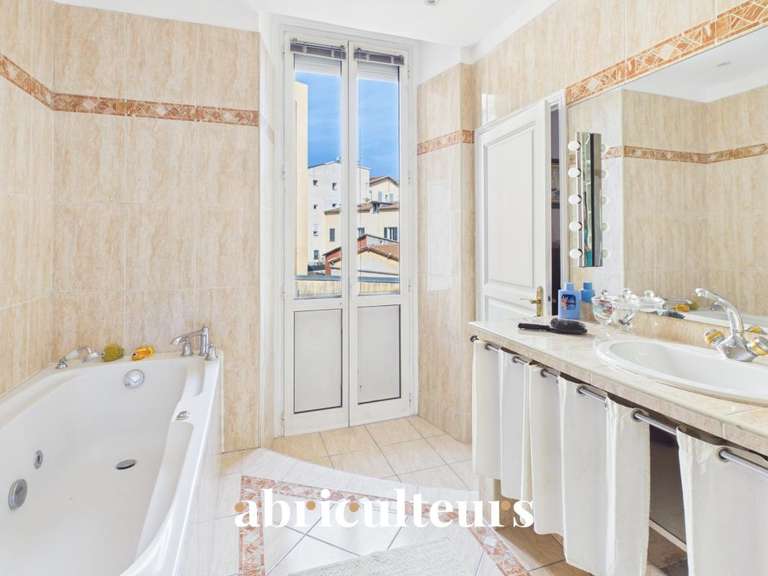Appartement Nice - 3 chambres - 136m²