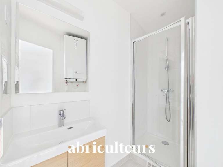 Appartement Paris 18e - 1 chambre - 26m²