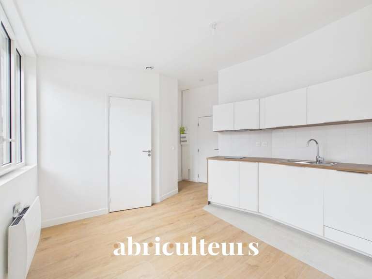 Appartement Paris 18e - 1 chambre - 26m²