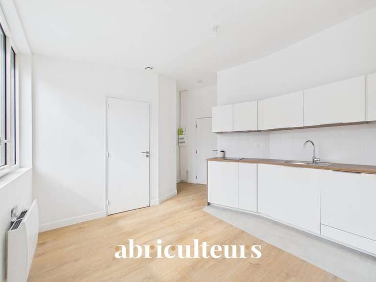 Appartement Paris 18e - 1 chambre - 26m²