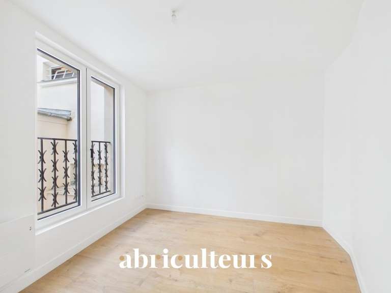 Appartement Paris 18e - 1 chambre - 25m²
