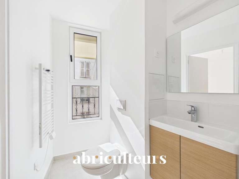 Appartement Paris 18e - 1 chambre - 25m²
