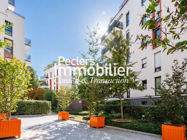 Appartement Rueil-Malmaison - 2 chambres - 81m²