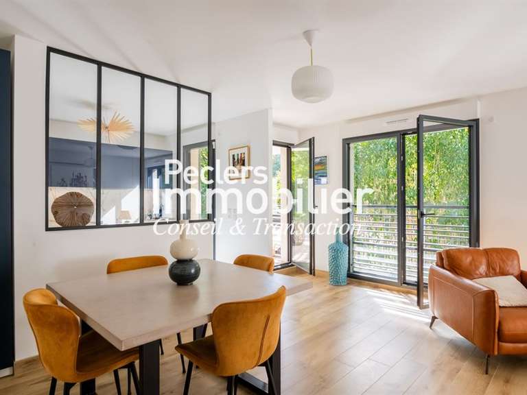 Appartement Rueil-Malmaison - 2 chambres - 81m²