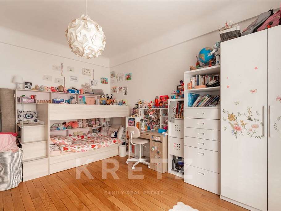 Apartment Paris 16e