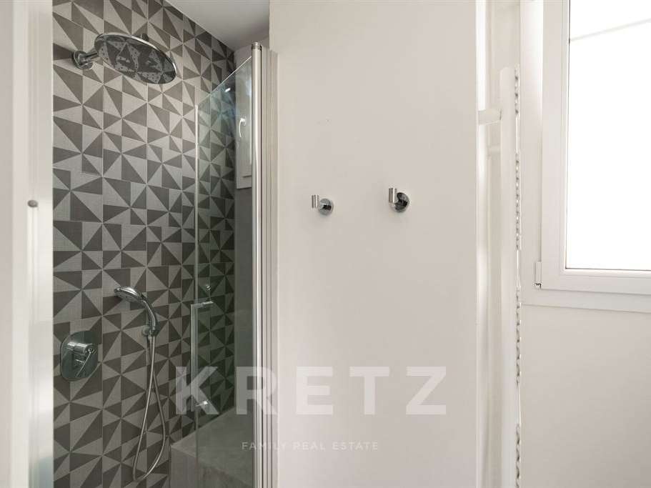 Apartment Paris 16e