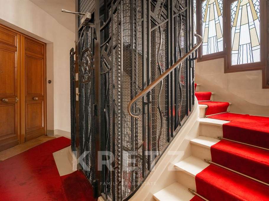 Apartment Paris 16e