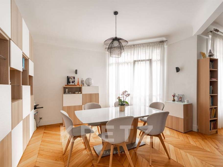 Apartment Paris 16e