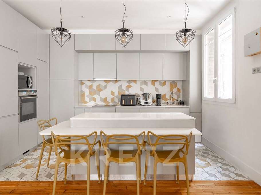 Apartment Paris 16e