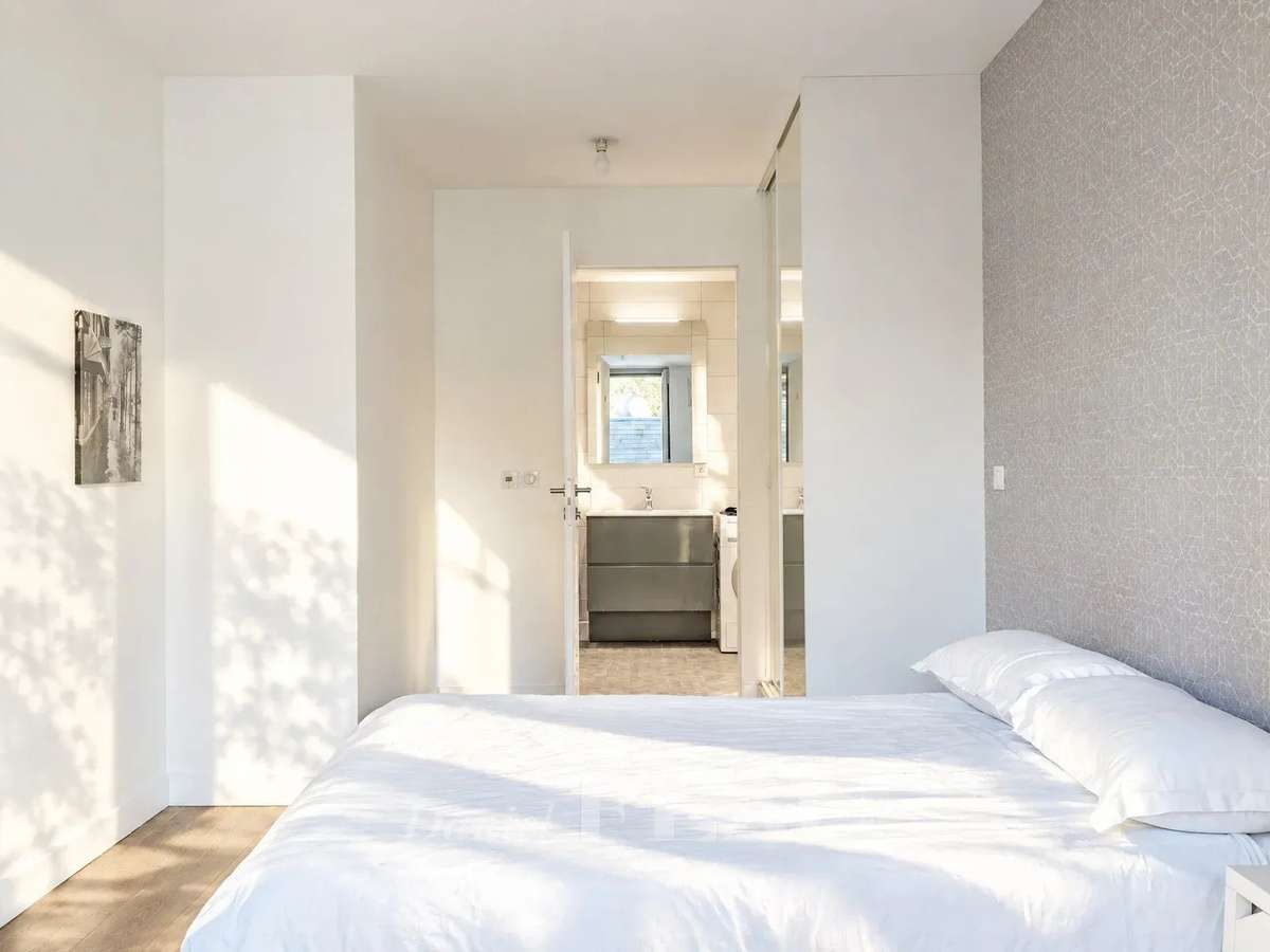 Apartment Paris 16e