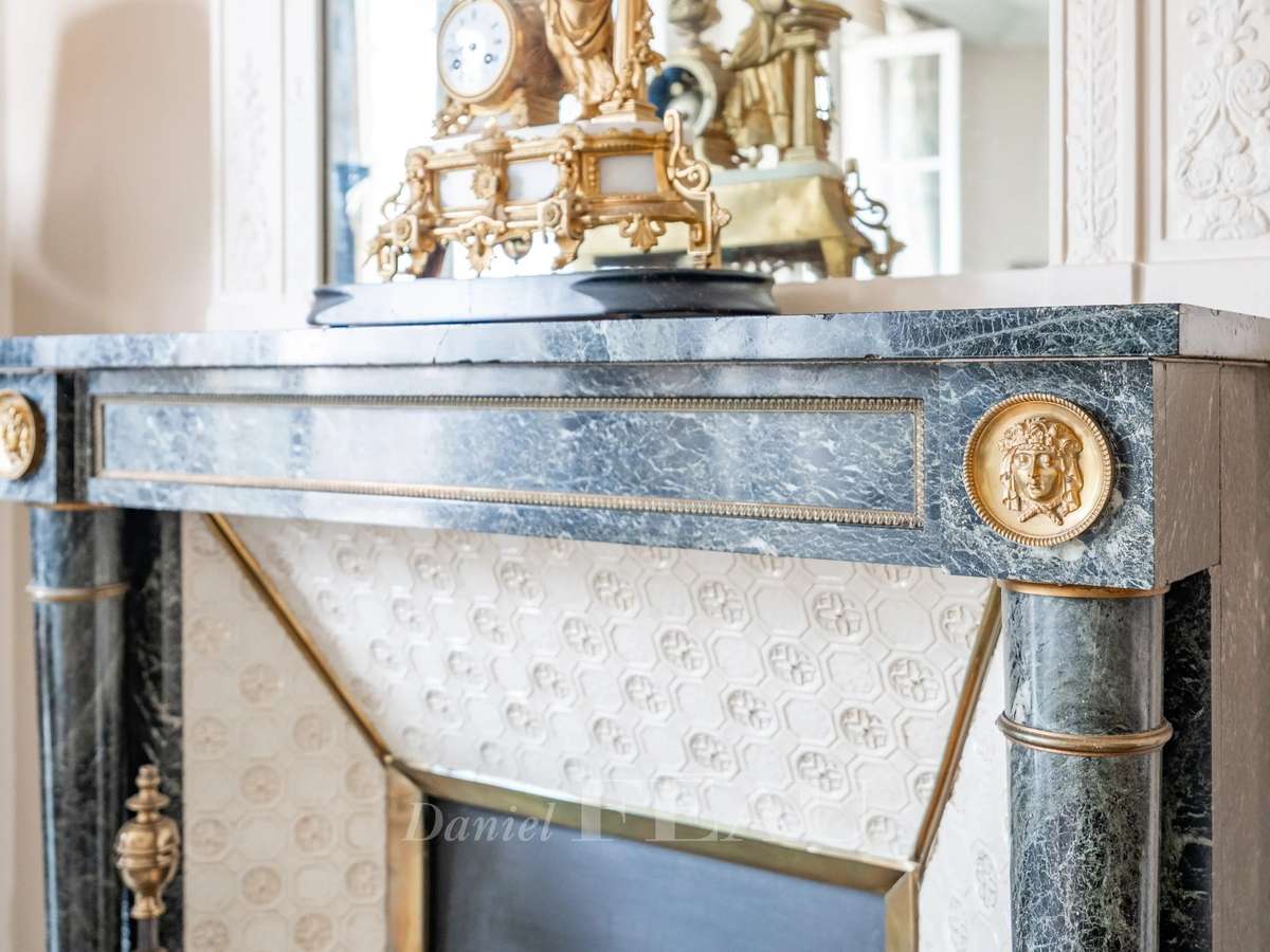 Apartment Paris 16e