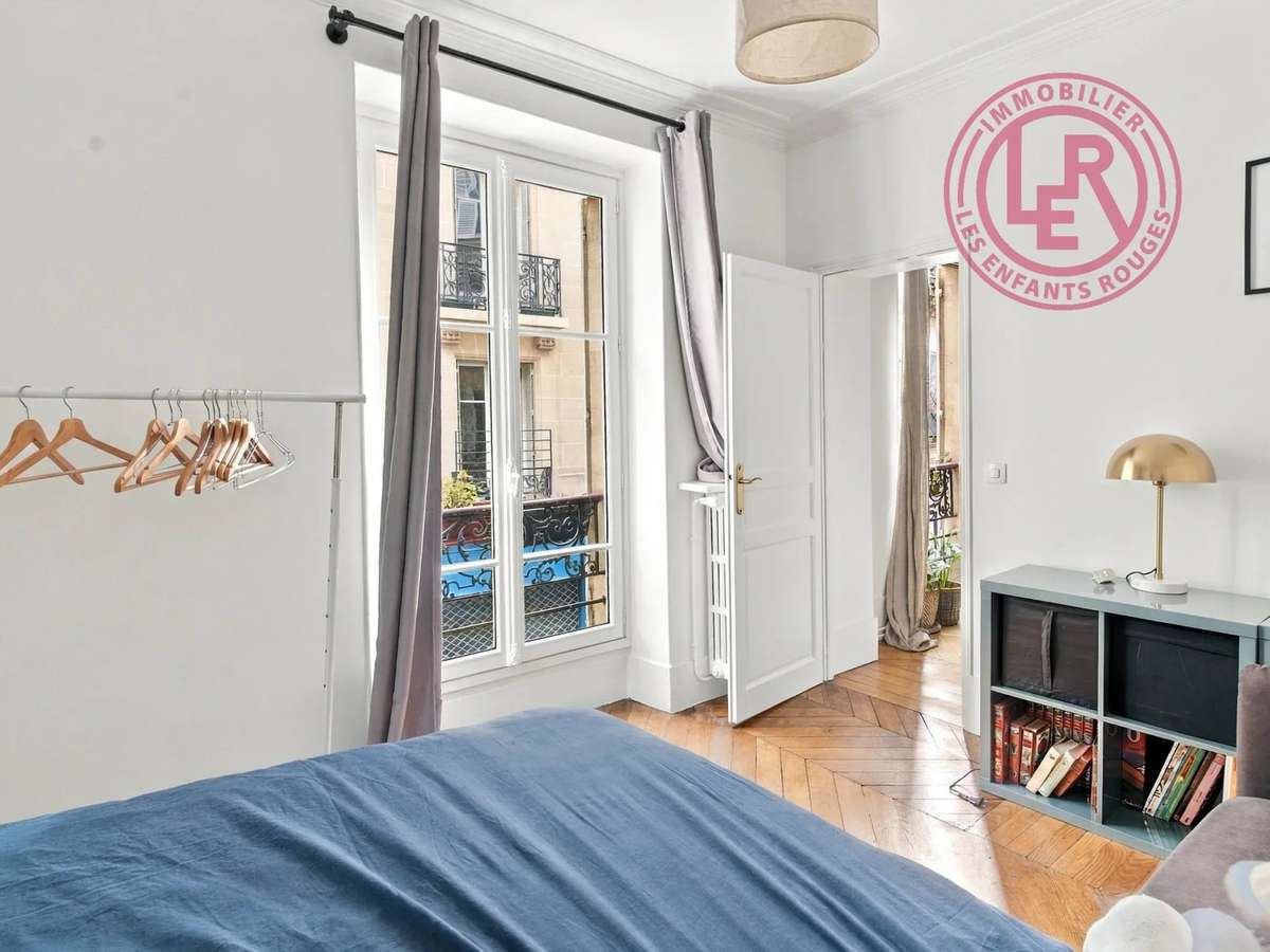 Apartment Paris 10e