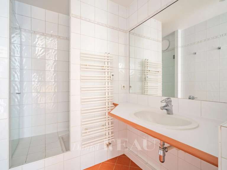 Apartment Paris 8e - 3 bedrooms - 124m²