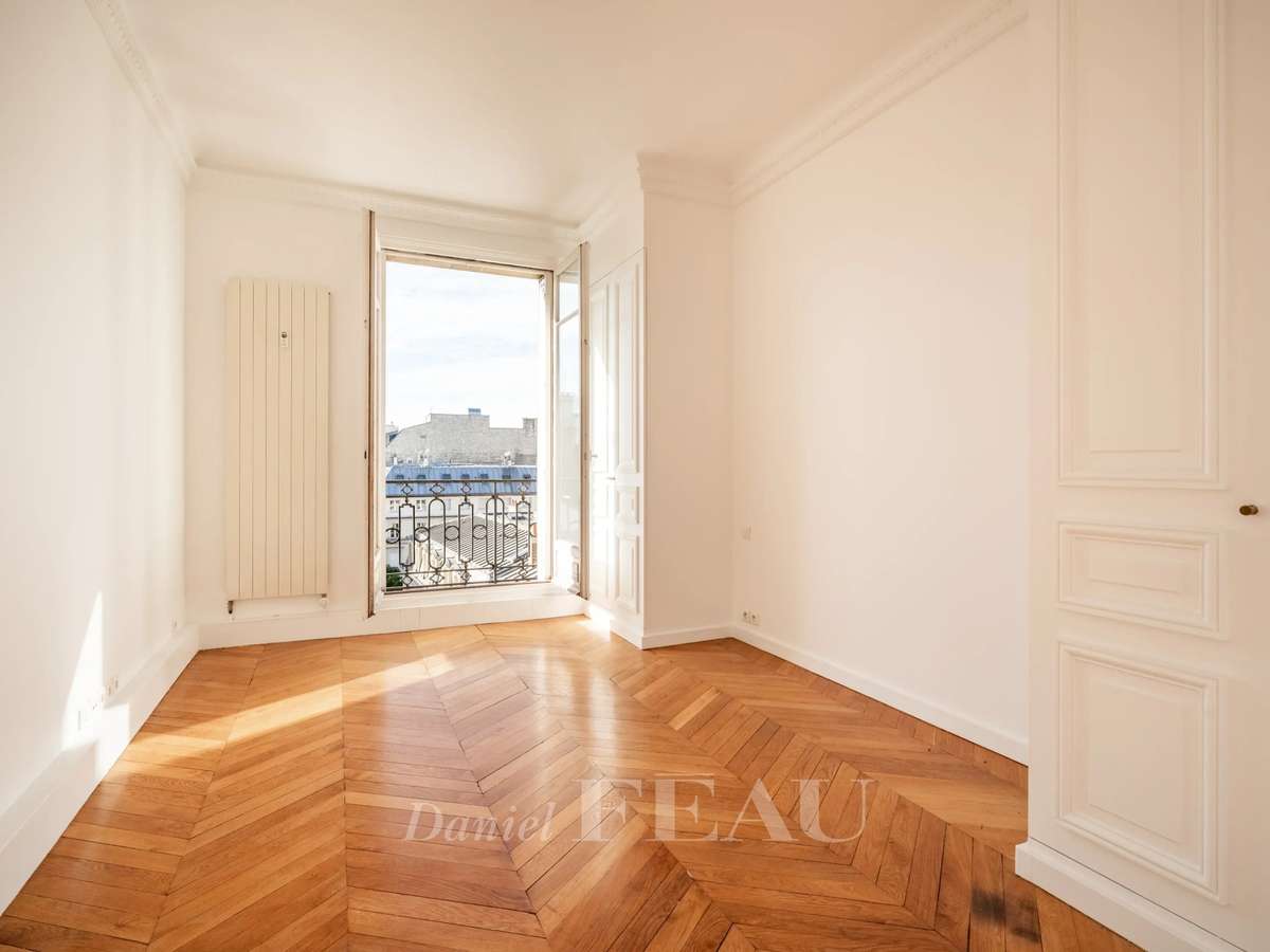 Apartment Paris 8e