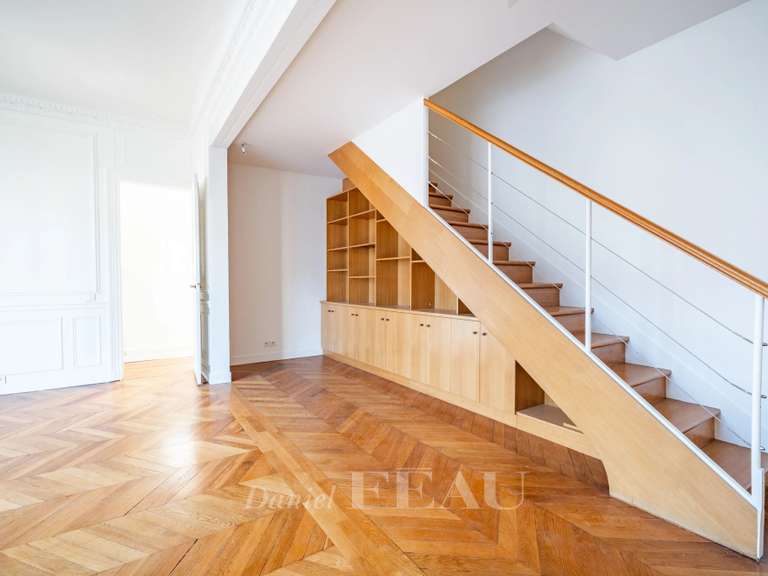 Apartment Paris 8e - 3 bedrooms - 124m²