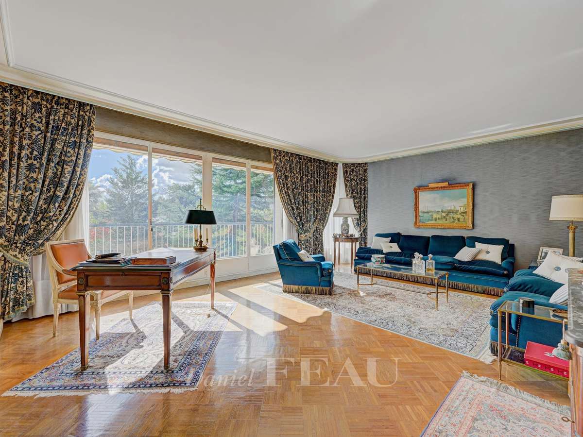 Apartment Maisons-Laffitte