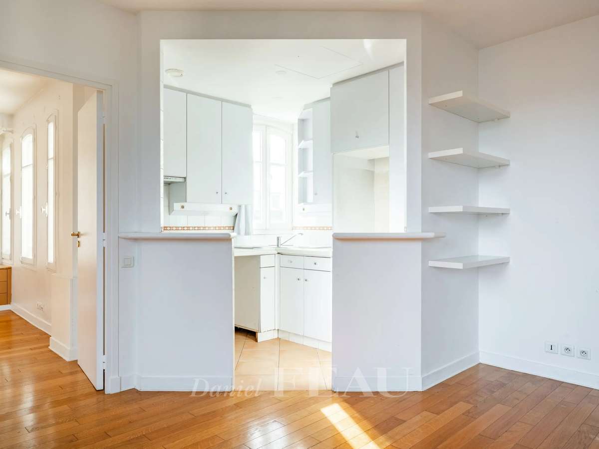 Apartment Paris 8e