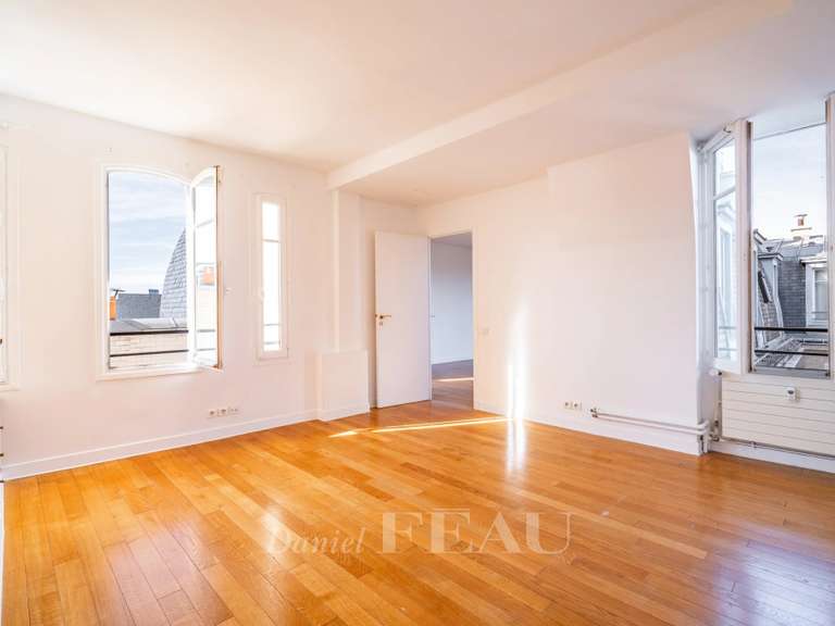 Apartment Paris 8e - 1 bedroom - 62m²