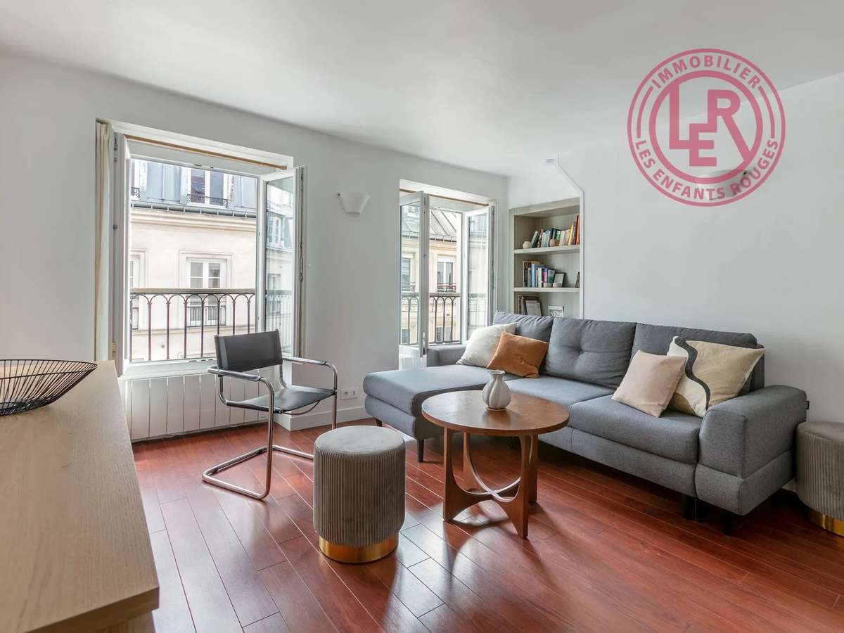 Apartment Paris 2e