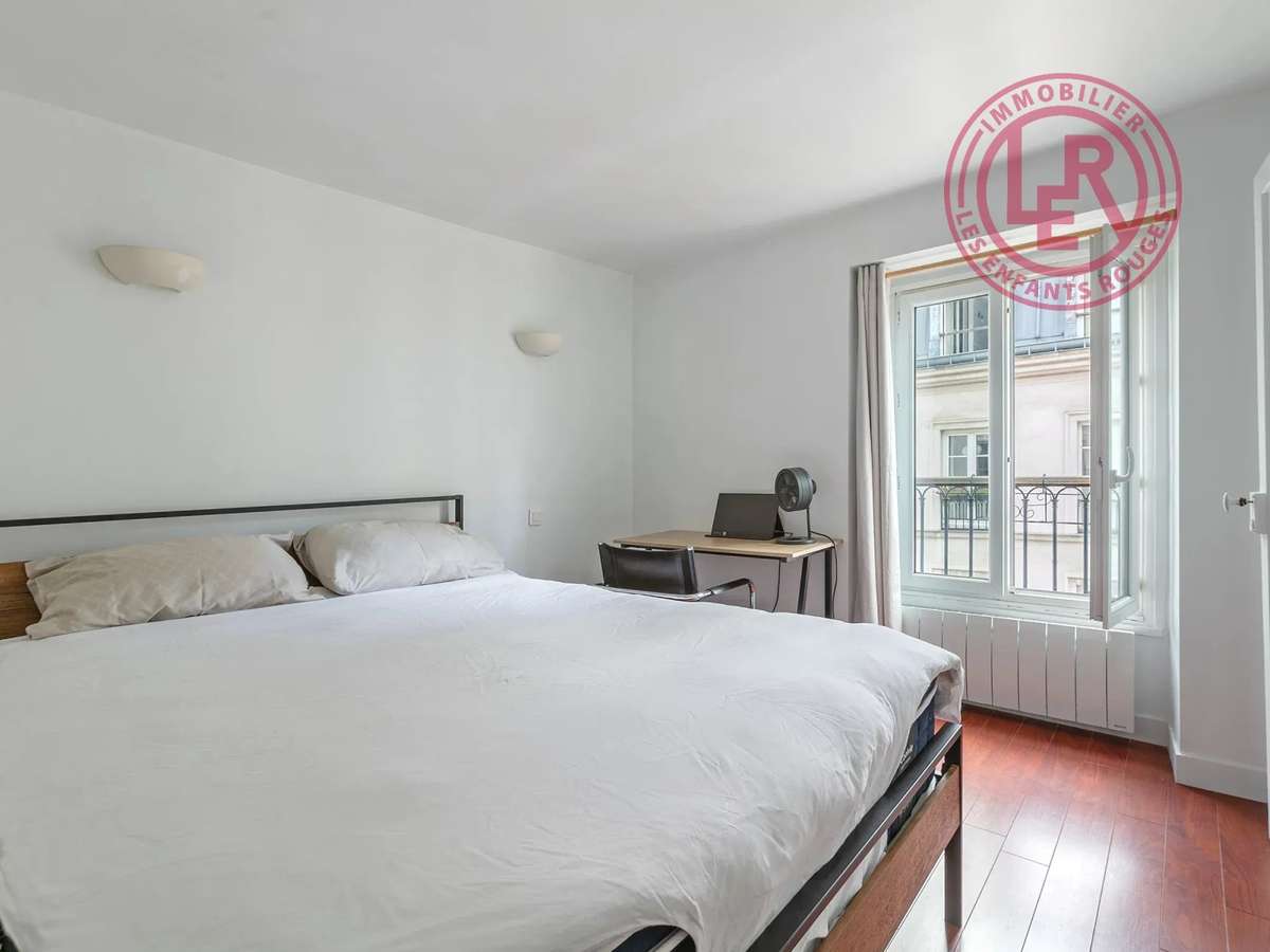 Apartment Paris 2e
