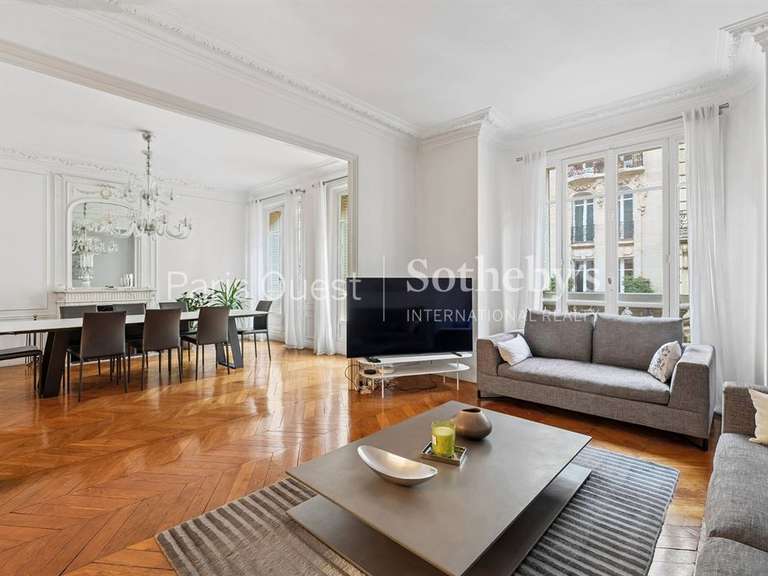 Appartement Paris 17e - 3 chambres - 161m²