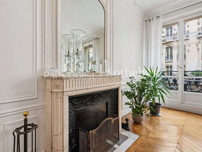 Appartement Paris 17e - 3 chambres - 161m²