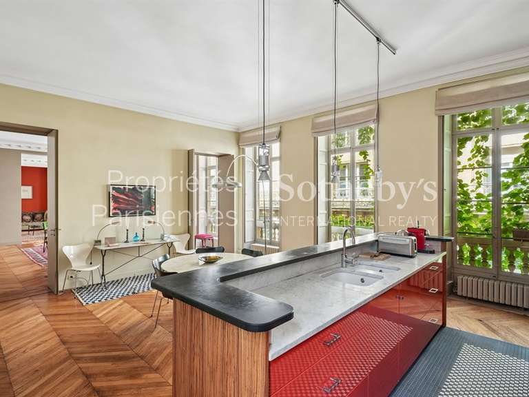 Appartement Paris 2e - 2 chambres - 196m²