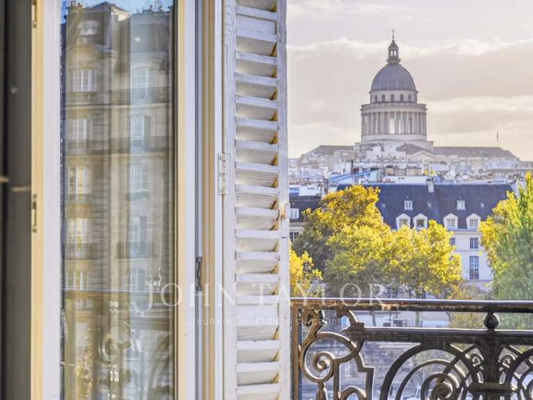 Appartement Paris 4e - 2 chambres - 110m²