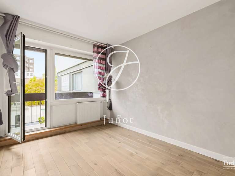 Appartement Paris 11e - 3 chambres - 93m²